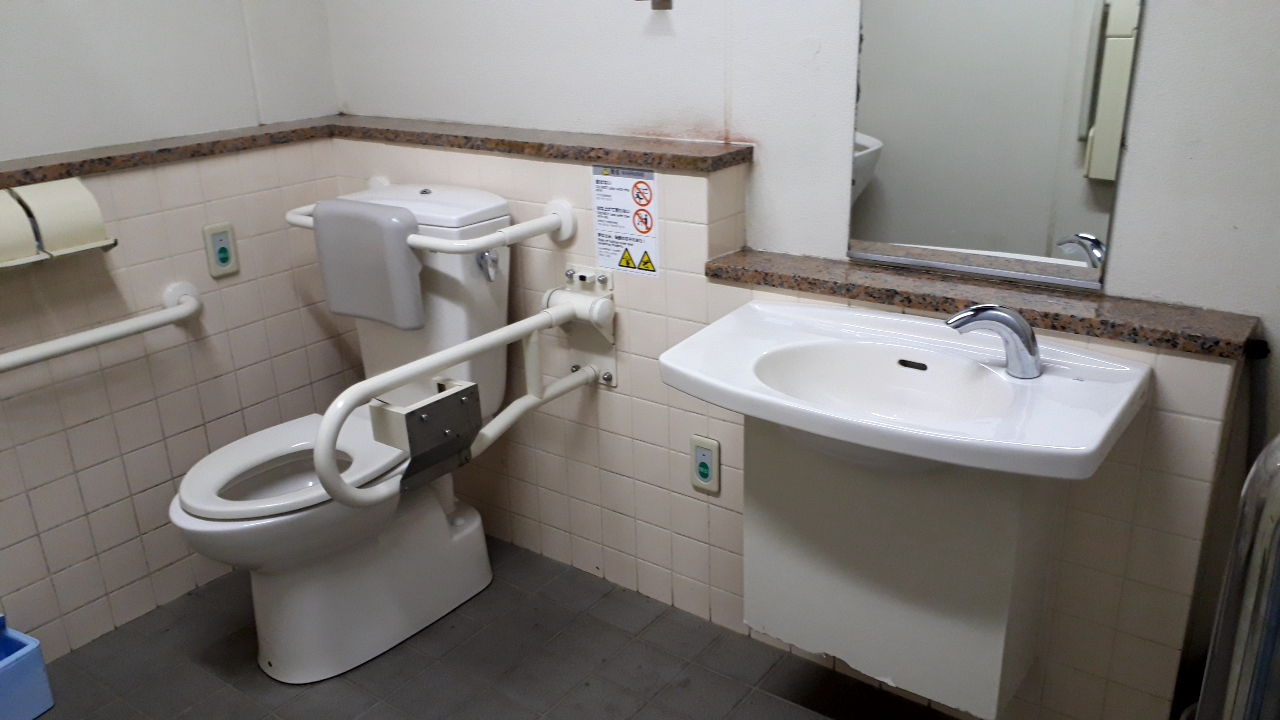 公衆トイレ掃除 佐賀城公園 注文住宅 佐賀・佐賀市でご希望なら【弟子丸建設】へお任せください。